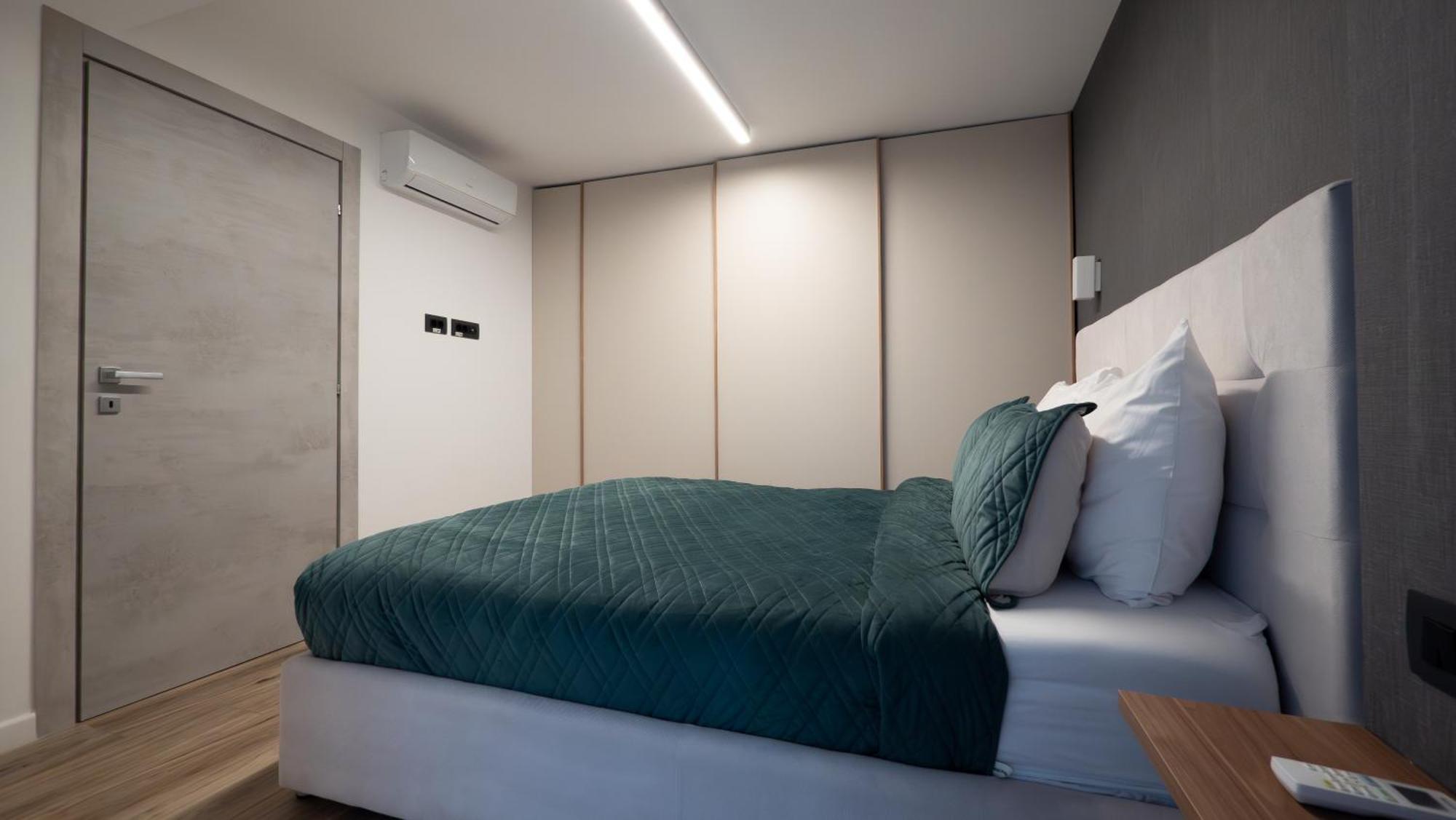 בוקרשט Novos Luxury Suites מראה חיצוני תמונה