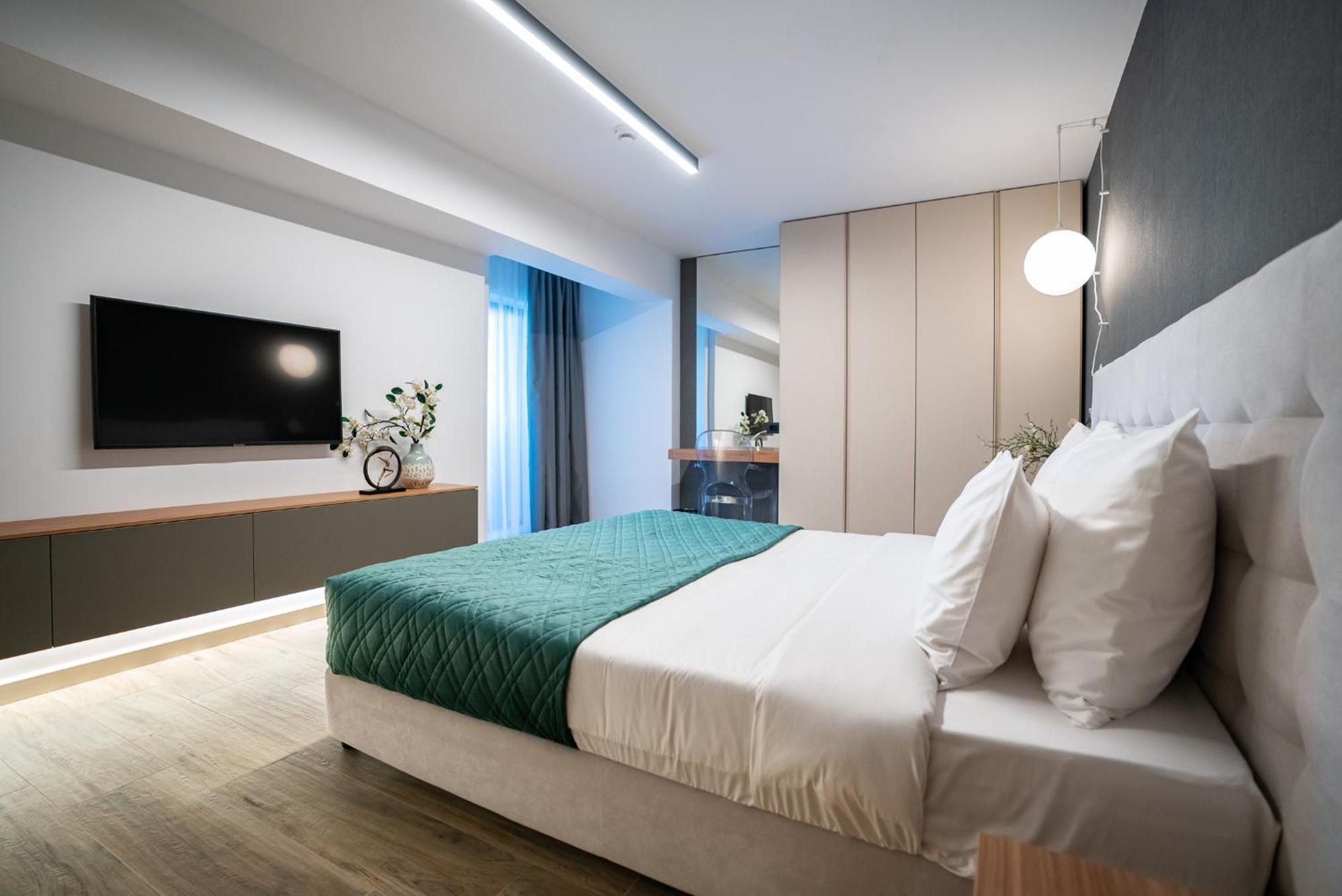 בוקרשט Novos Luxury Suites מראה חיצוני תמונה